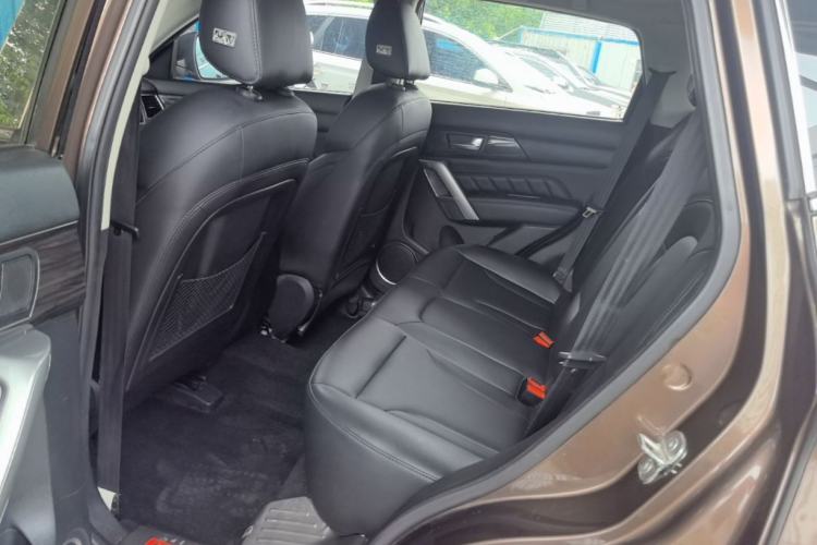 Used Haval H2 2016 Red-Label 1.5T Automatic Two-Wheel Drive Luxury Model Left Rear Seat