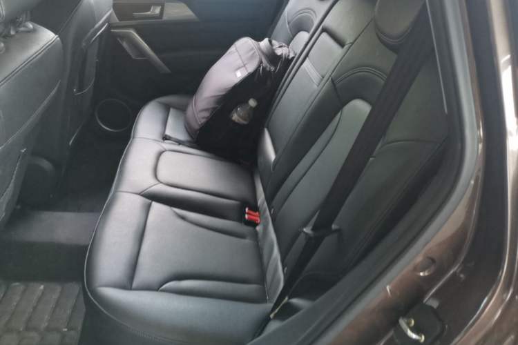 Used Haval H2 2016 Red-Label 1.5T Automatic Two-Wheel Drive Luxury Model Left Rear Seat