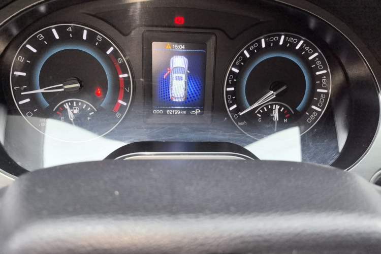 Used Haval H2 2016 Red-Label 1.5T Automatic Two-Wheel Drive Luxury Model Odometer Close Up