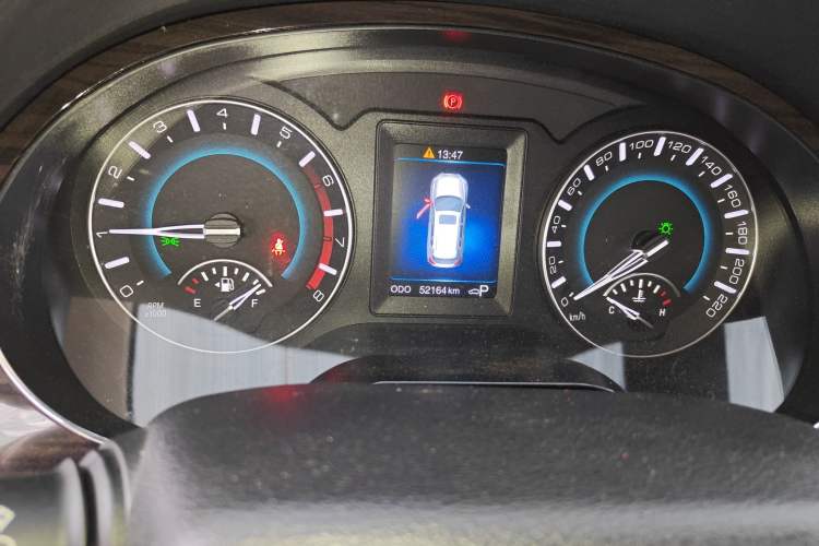 Used Haval H2 2016 Red-Label 1.5T Automatic Two-Wheel Drive Luxury Model Odometer Close Up