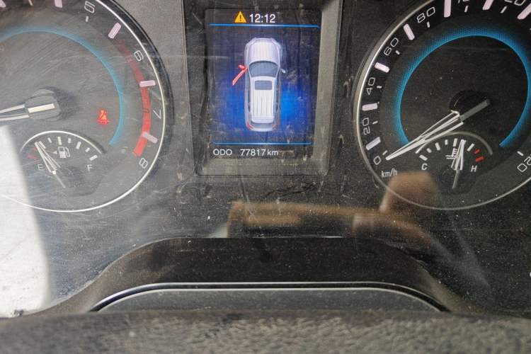 Used Haval H2 2016 Red Label 1.5T Manual Two-Wheel Drive Elite Model Odometer Close Up