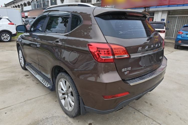 Used Haval H2 2016 Red-Label 1.5T Automatic Two-Wheel Drive Luxury Model Rear Left 45 Deg