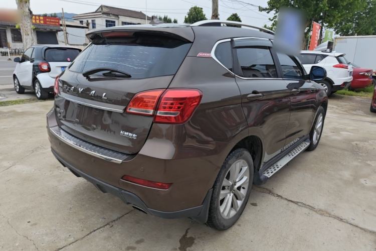 Used Haval H2 2016 Red-Label 1.5T Automatic Two-Wheel Drive Luxury Model Rear Right 45 Deg