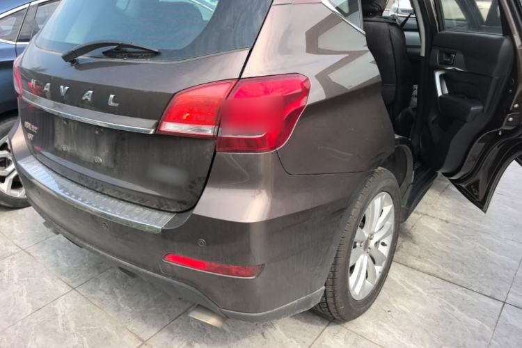 Used Haval H2 2016 Red-Label 1.5T Manual Two-Wheel Drive Luxury Model Rear Right 45 Deg
