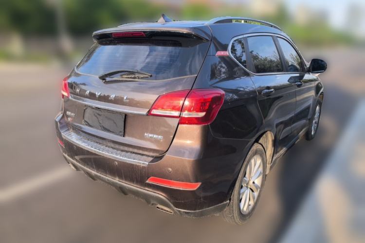 Used Haval H2 2016 Red-Label 1.5T Manual Two-Wheel Drive Luxury Model Rear Right 45 Deg