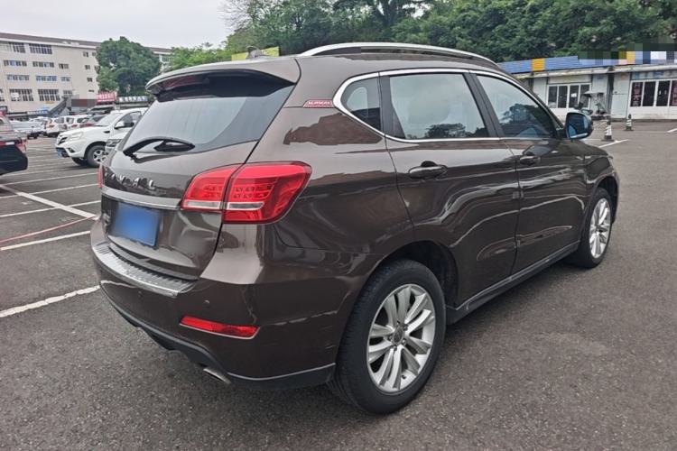 Used Haval H2 2016 Red-Label 1.5T Automatic Two-Wheel Drive Luxury Model Rear Right 45 Deg