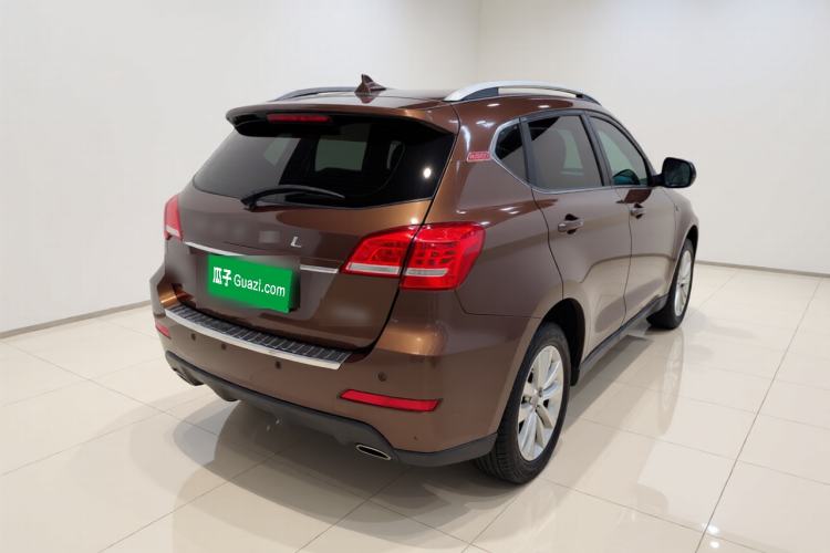 Used Haval H2 2016 Red-Label 1.5T Automatic Two-Wheel Drive Luxury Model Rear Right 45 Deg