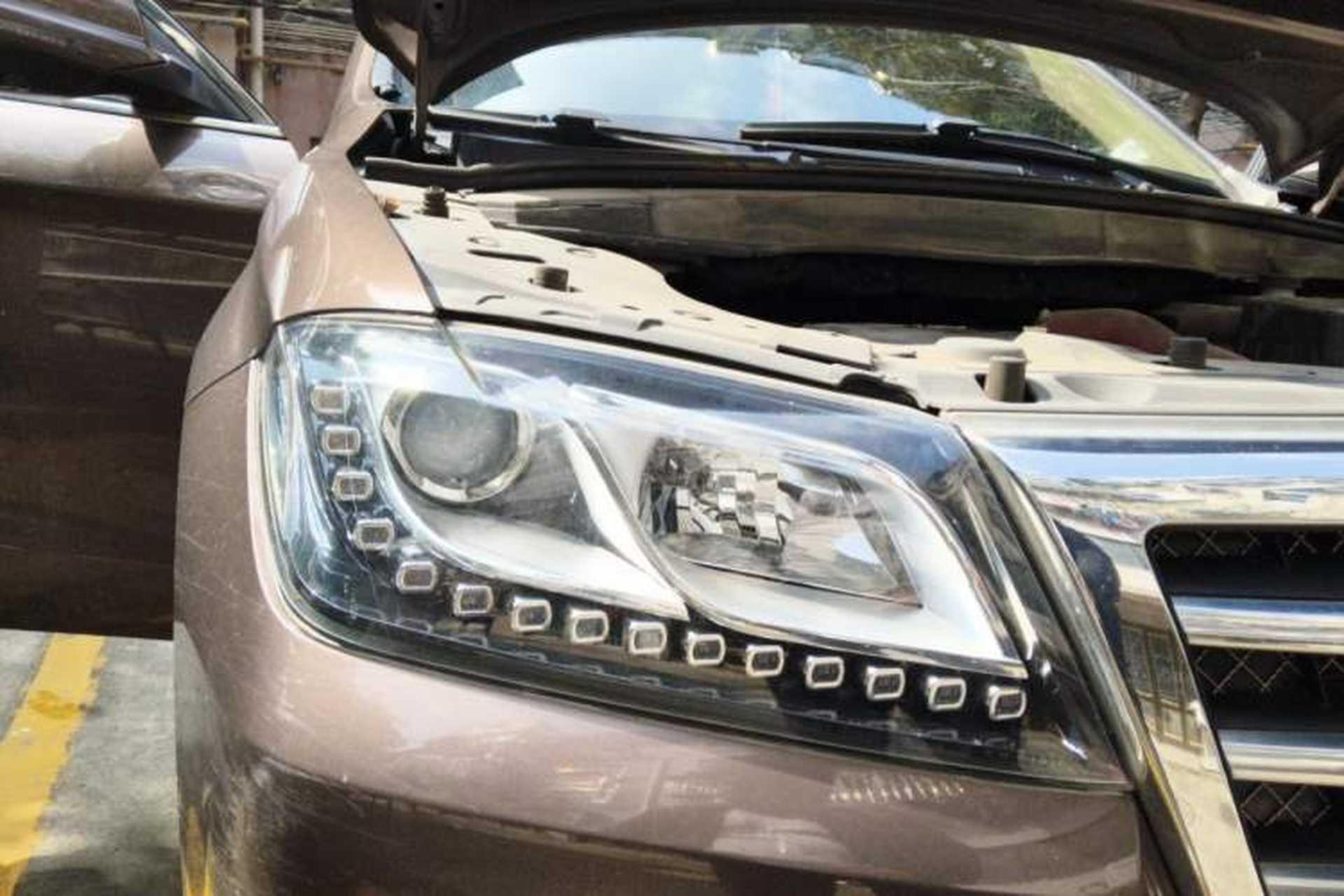 Used Haval H2 2016 Red-Label 1.5T Automatic Two-Wheel Drive Luxury Model Right Front Headlight