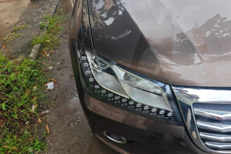 Used Haval H2 2016 Red-Label 1.5T Manual Two-Wheel Drive Luxury Model Right Front Headlight