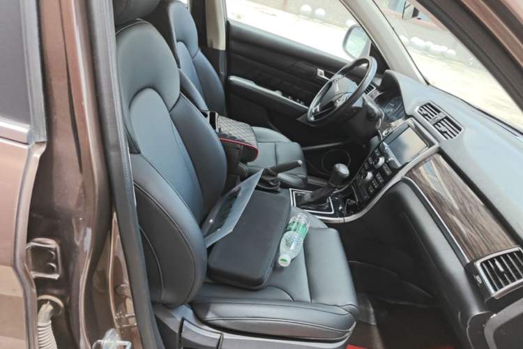 Used Haval H2 2016 Red Label 1.5T Automatic Two-Wheel Drive Elite Model Right Front Seat
