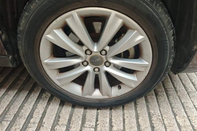 Used Haval H2 2016 Red Label 1.5T Automatic Two-Wheel Drive Elite Model Right Front Wheel Hub