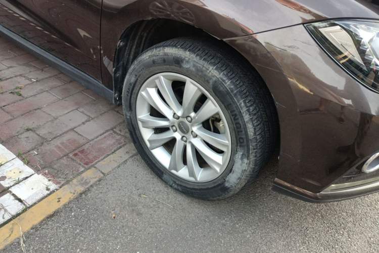 Used Haval H2 2016 Red-Label 1.5T Automatic Two-Wheel Drive Luxury Model Right Front Wheel Hub