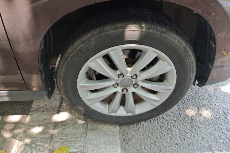Used Haval H2 2016 Red-Label 1.5T Automatic Two-Wheel Drive Luxury Model Right Front Wheel Hub