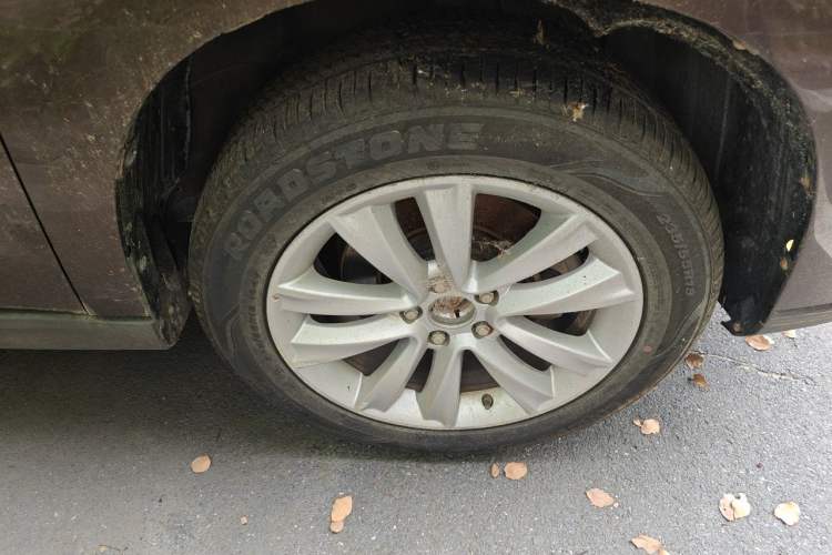 Used Haval H2 2016 Red Label 1.5T Manual Two-Wheel Drive Elite Model Right Front Wheel Hub