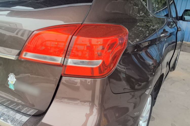 Used Haval H2 2016 Red-Label 1.5T Automatic Two-Wheel Drive Luxury Model Right Rear Taillight