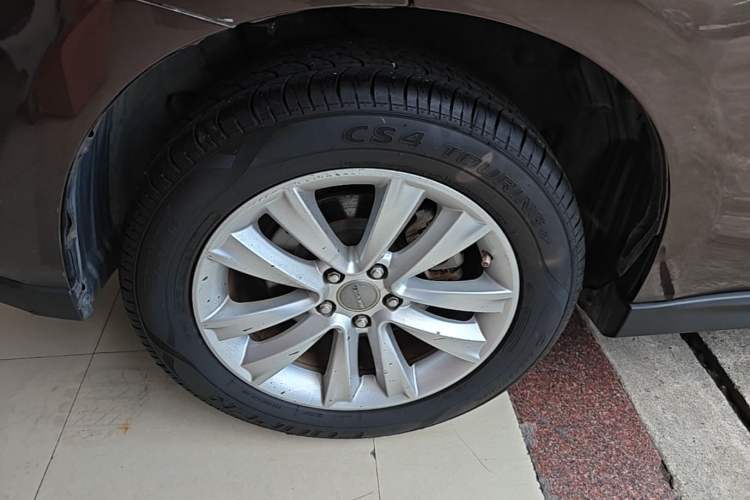 Used Haval H2 2016 Red Label 1.5T Automatic Two-Wheel Drive Prestige Model Right Rear Wheel Hub