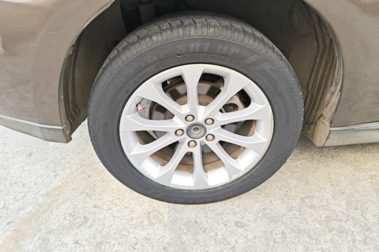 Used Haval H2 2016 Red-Label 1.5T Automatic Two-Wheel Drive Luxury Model Right Rear Wheel Hub