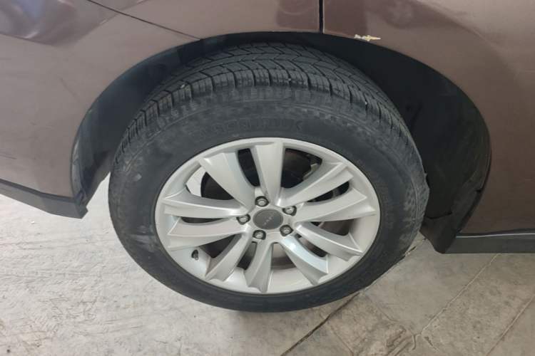 Used Haval H2 2016 Red-Label 1.5T Manual Two-Wheel Drive Luxury Model Right Rear Wheel Hub