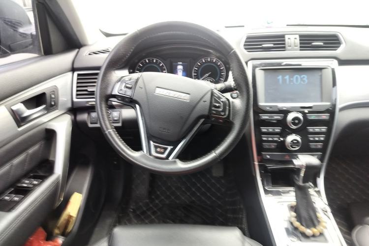 Used Haval H2 2016 Red-Label 1.5T Automatic Two-Wheel Drive Luxury Model Steering Wheel