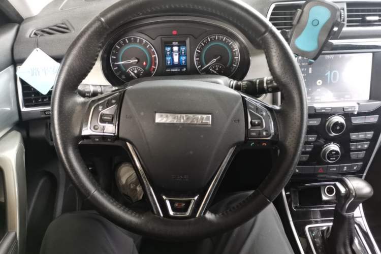 Used Haval H2 2016 Red-Label 1.5T Automatic Two-Wheel Drive Luxury Model Steering Wheel