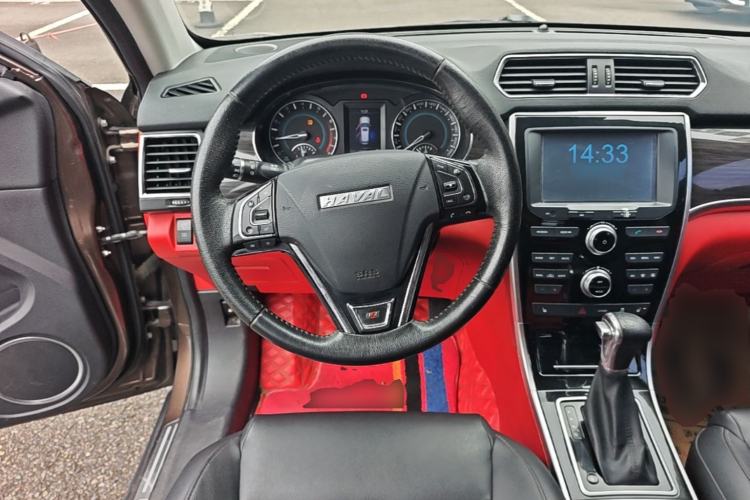 Used Haval H2 2016 Red-Label 1.5T Automatic Two-Wheel Drive Luxury Model Steering Wheel