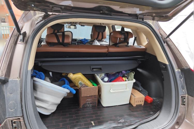 Used Haval H2 2016 Red-Label 1.5T Automatic Two-Wheel Drive Luxury Model Trunk