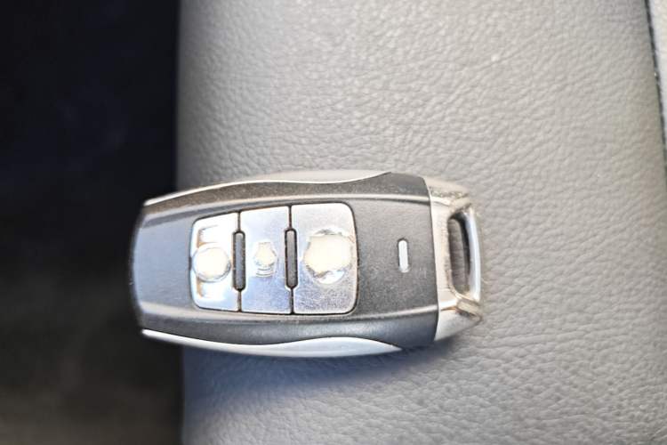 Used Haval H2 2016 Red-Label 1.5T Automatic Two-Wheel Drive Luxury Model Vehicle Key