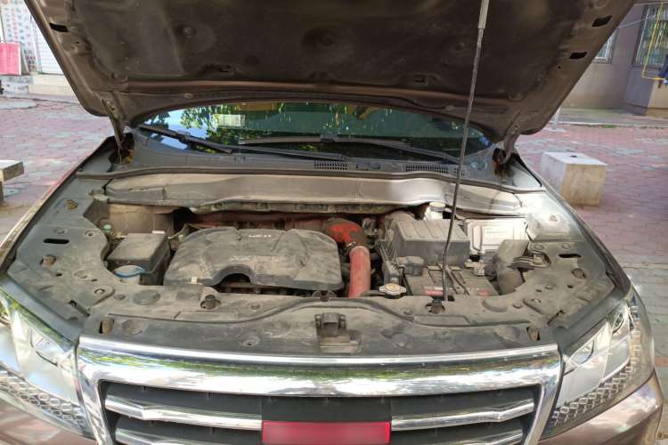 Used Haval H2 2016 Red-Label 1.5T Automatic Two-Wheel Drive Luxury Model Engine Bay