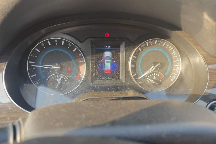Used Haval H2 2016 Red-Label 1.5T Manual Two-Wheel Drive Luxury Model Instrument Cluster