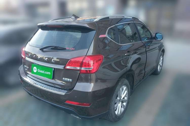 Used Haval H2 2016 Red-Label 1.5T Automatic Two-Wheel Drive Luxury Model Rear Right 45 Deg