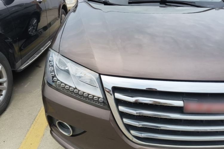 Used Haval H2 2016 Red-Label 1.5T Automatic Two-Wheel Drive Luxury Model Right Front Headlight