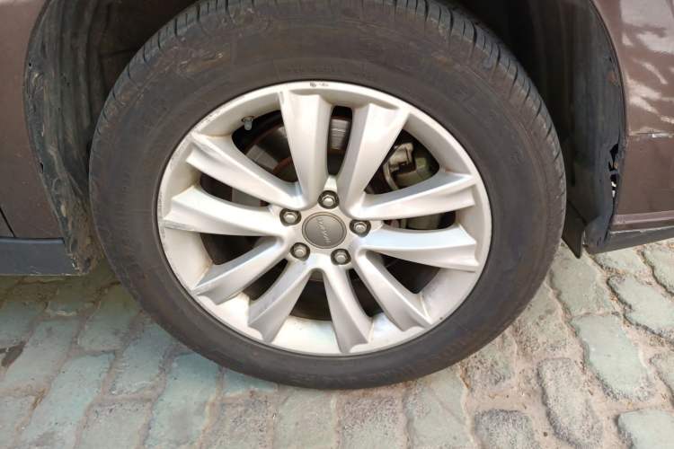 Used Haval H2 2016 Red-Label 1.5T Automatic Two-Wheel Drive Luxury Model Right Front Wheel Hub