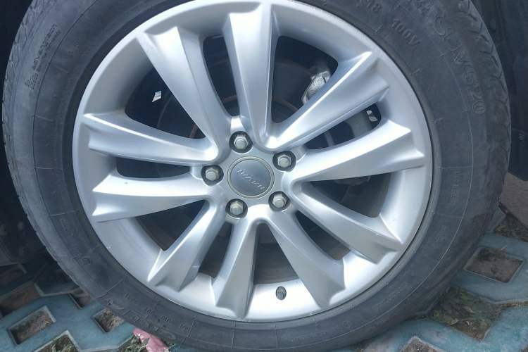 Used Haval H2 2016 Red-Label 1.5T Automatic Two-Wheel Drive Luxury Model Right Front Wheel Hub