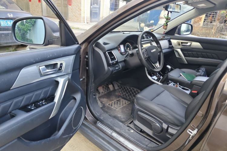 Used Haval H2 2016 Red-Label 1.5T Manual Two-Wheel Drive Comfort Model Driver Seat