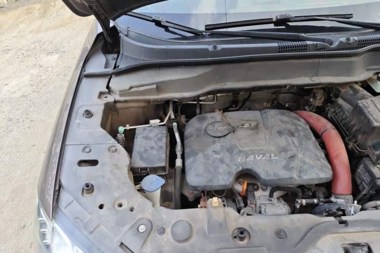 Used Haval H2 2016 Red-Label 1.5T Manual Two-Wheel Drive Comfort Model Engine Bay Right