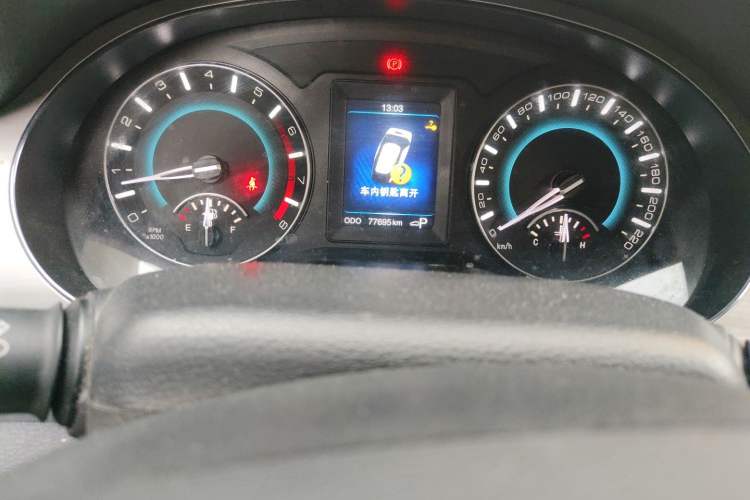 Used Haval H2 2016 Red Label 1.5T Automatic Two-Wheel Drive Prestige Model Odometer Close Up