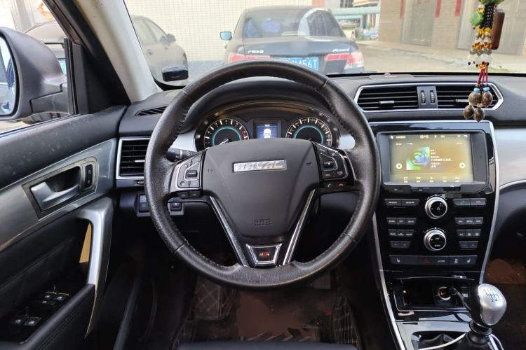 Used Haval H2 2016 Red-Label 1.5T Manual Two-Wheel Drive Comfort Model Steering Wheel