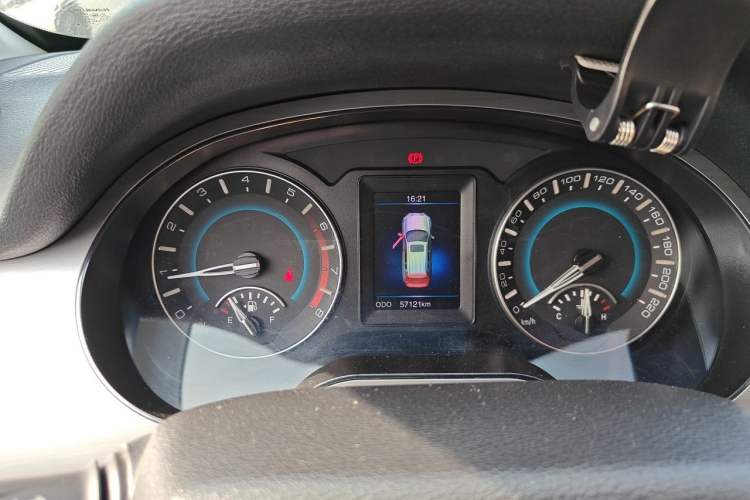 Used Haval H2 2016 Red-Label 1.5T Manual Two-Wheel Drive Luxury Model Instrument Cluster