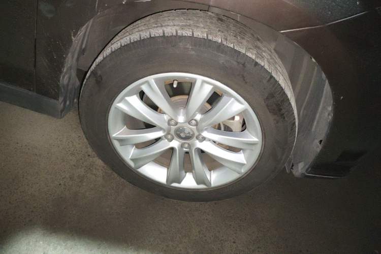 Used Haval H2 2016 Red-Label 1.5T Automatic Two-Wheel Drive Luxury Model Right Front Wheel Hub