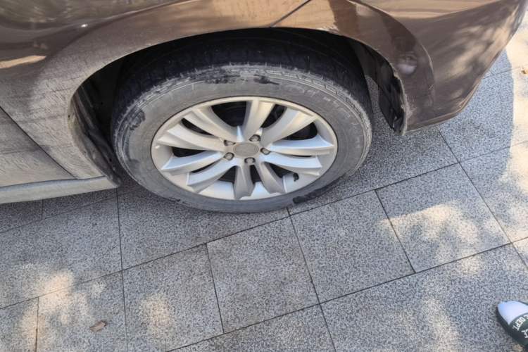 Used Haval H2 2016 Red-Label 1.5T Automatic Two-Wheel Drive Luxury Model Right Front Wheel Hub