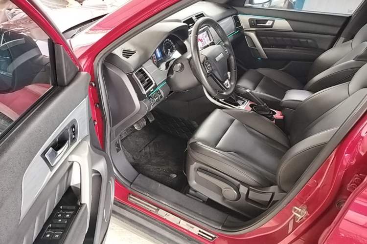 Used Haval H2 2016 Red Label 1.5T Automatic Two-Wheel Drive Elite Model Driver Seat