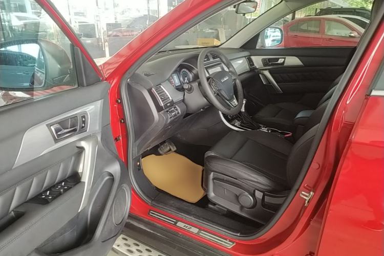 Used Haval H2 2016 Red-Label 1.5T Automatic Two-Wheel Drive Luxury Model Driver Seat