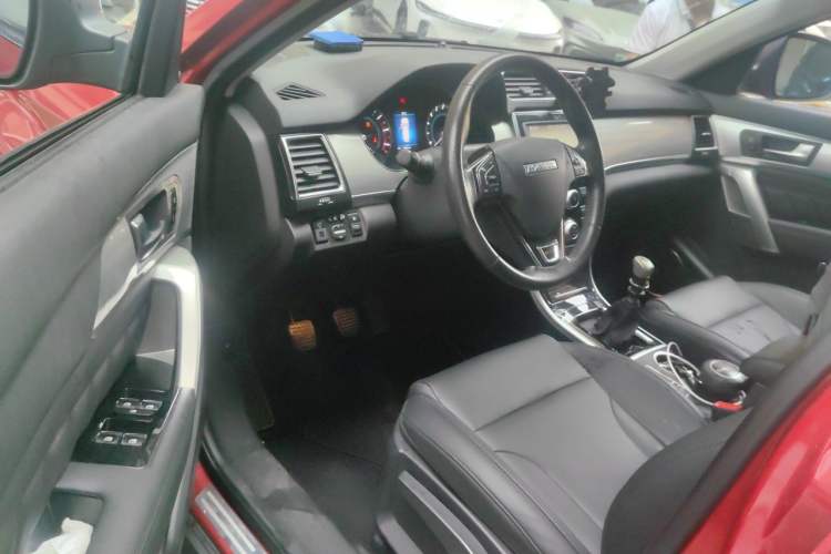 Used Haval H2 2016 Red-Label 1.5T Manual Two-Wheel Drive Luxury Model Driver Seat