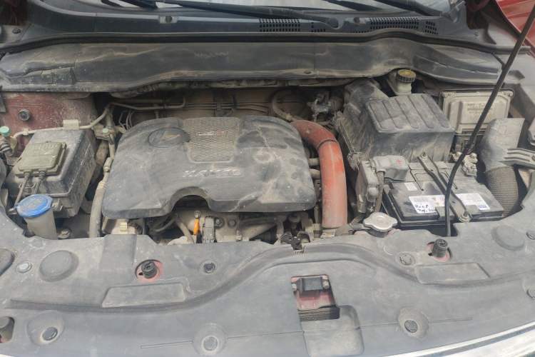 Used Haval H2 2016 Red Label 1.5T Manual Two-Wheel Drive Prestige Model Engine Bay