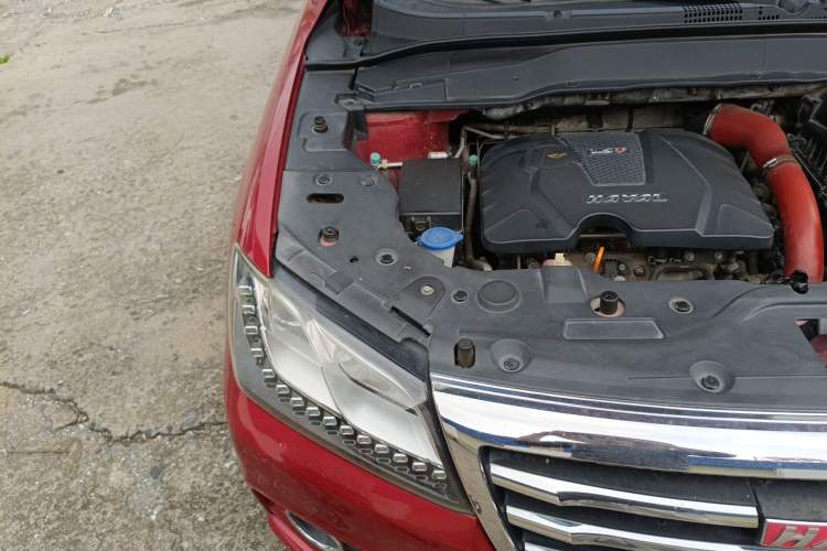 Used Haval H2 2016 Red Label 1.5T Automatic Two-Wheel Drive Elite Model Engine Bay Right