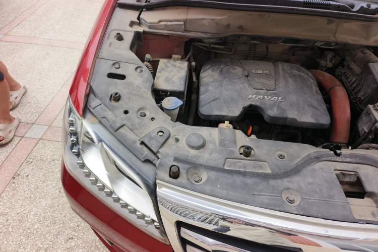 Used Haval H2 2016 Red Label 1.5T Manual Two-Wheel Drive Elite Model Engine Bay Right