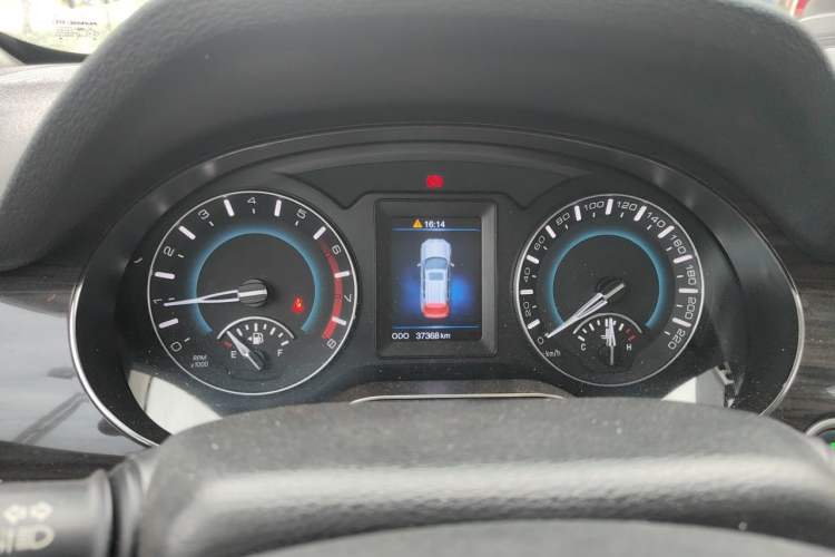 Used Haval H2 2016 Red-Label 1.5T Manual Two-Wheel Drive Luxury Model Instrument Cluster