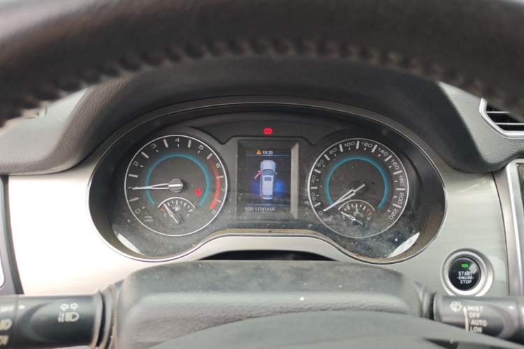 Used Haval H2 2016 Red-Label 1.5T Manual Two-Wheel Drive Luxury Model Instrument Cluster
