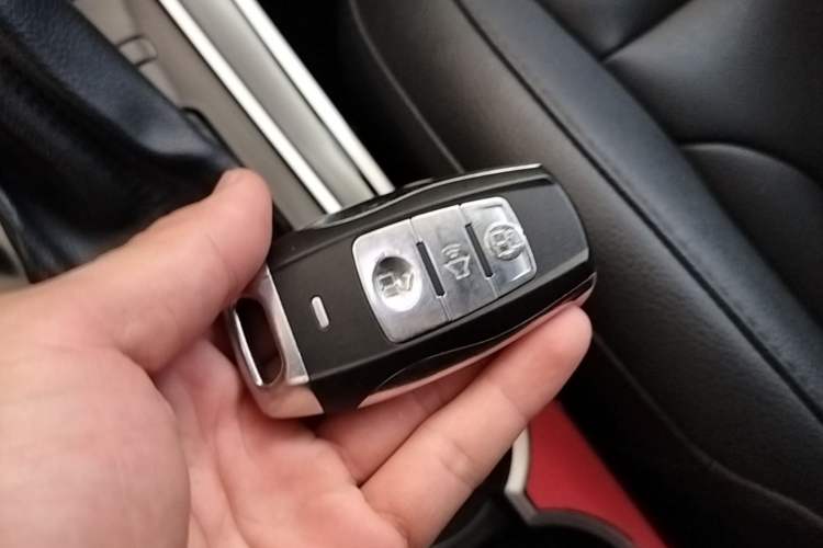 Used Haval H2 2016 Red Label 1.5T Automatic Two-Wheel Drive Elite Model Interior 1