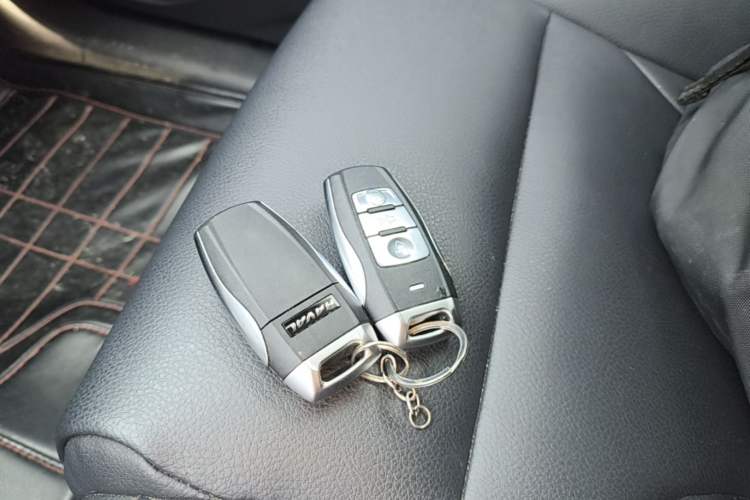 Used Haval H2 2016 Red-Label 1.5T Automatic Two-Wheel Drive Luxury Model Interior 1